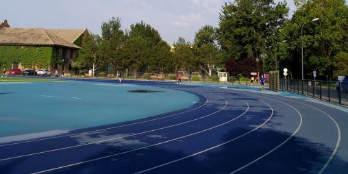 清华大学-西大操场