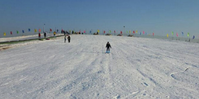 塞上滨河滑雪场