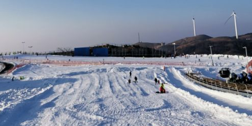 百里荒滑雪场