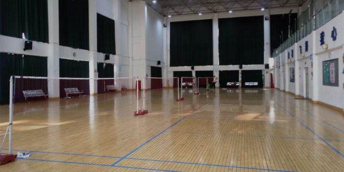 康健社区体育场-羽毛球馆