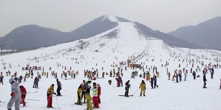 甘山森林雪雪场