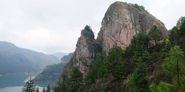 上饶市广丰区铜钹山旅游景区内