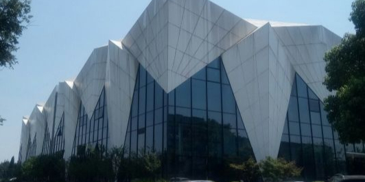上海交通大学致远健身游泳馆