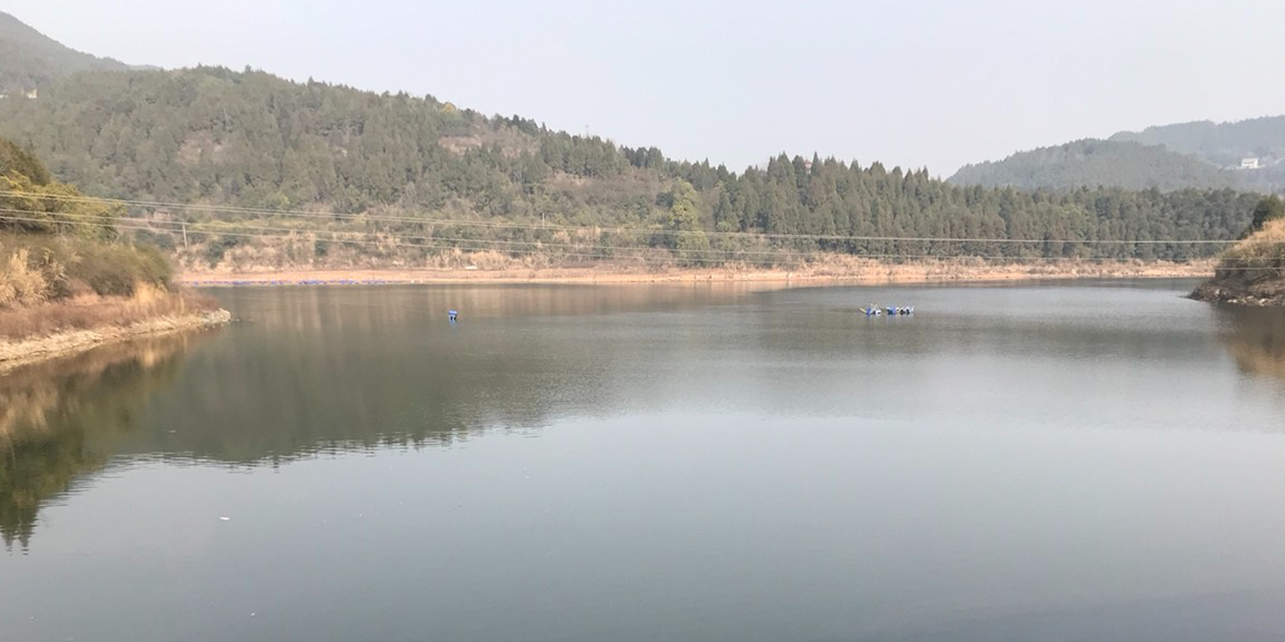 莲花湖