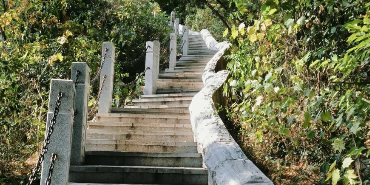 西樵山南门步行道