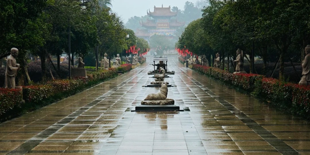 红枫艺术陵园