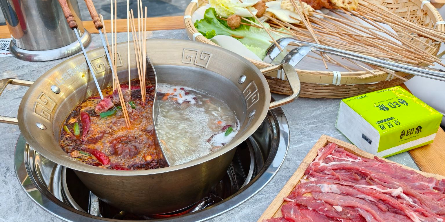 东坝坝重庆火锅串串(咸阳首店)