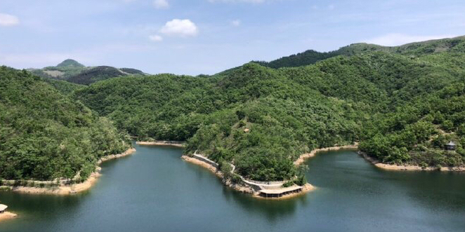 淋漓湖风景区