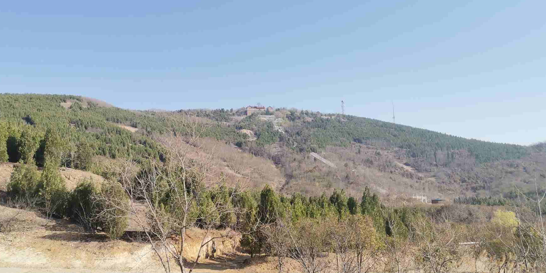 岠山景区