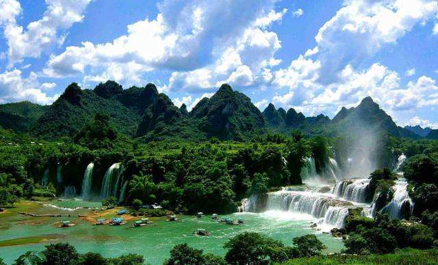 归春界河游览区