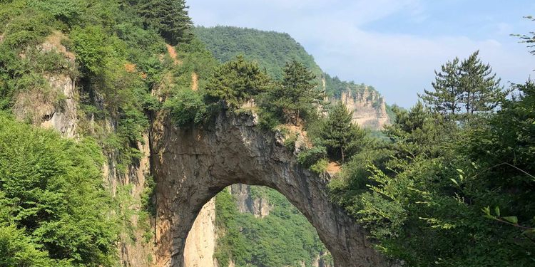 鹅屋天生桥