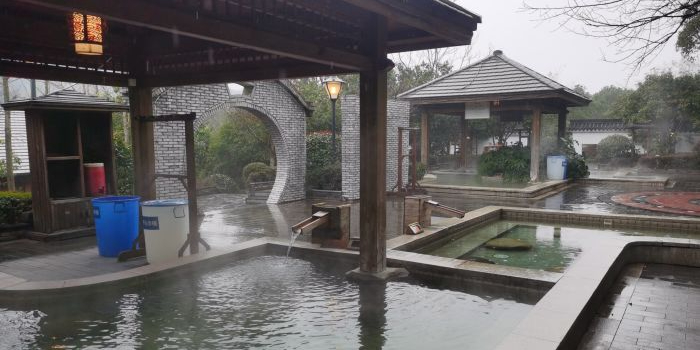 二灵山温泉