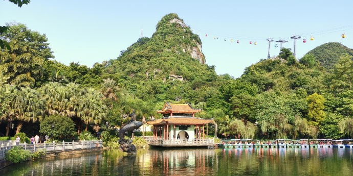 立鱼峰风景区