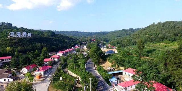 淌泥河村