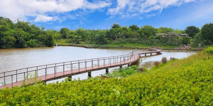 广西壮族自治区钦州市钦南区金海湾东大街