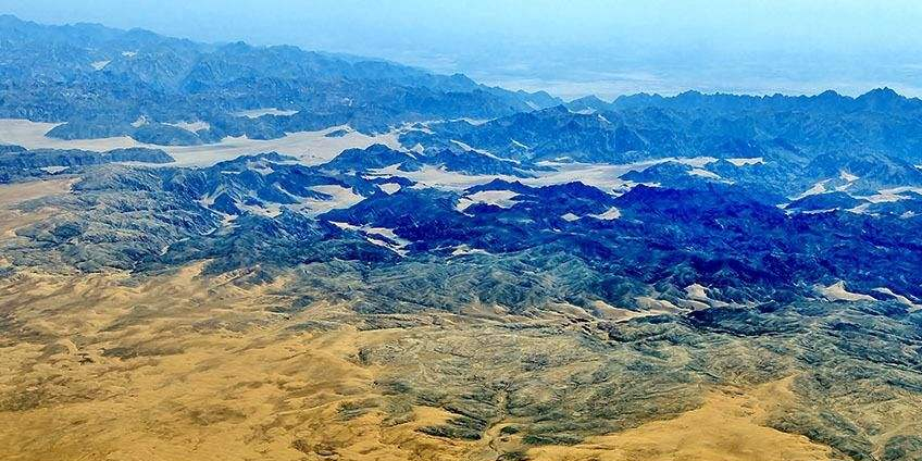 阴山大漠旅游区