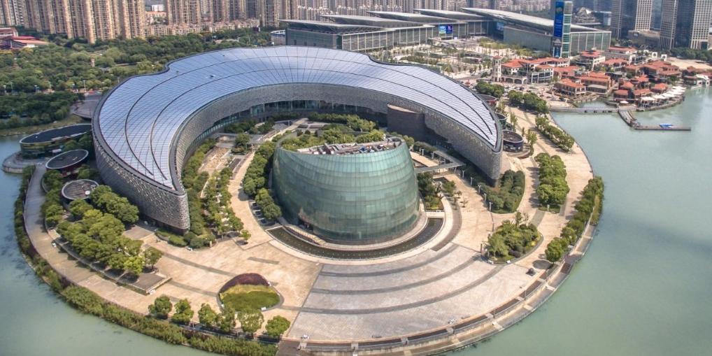 苏州市文化艺术中心站
