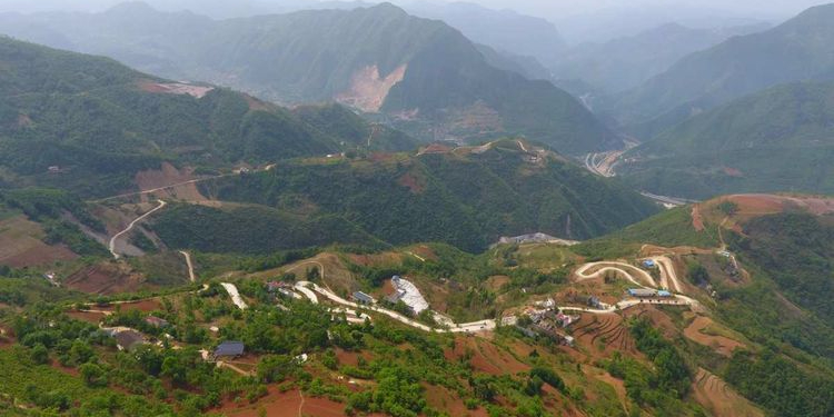 海棠山山腰露营观景营地