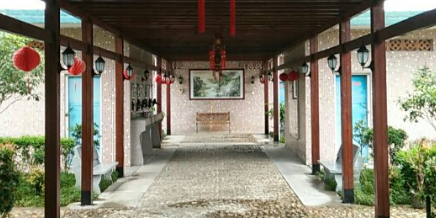 月亮湾温泉(越君大道店)