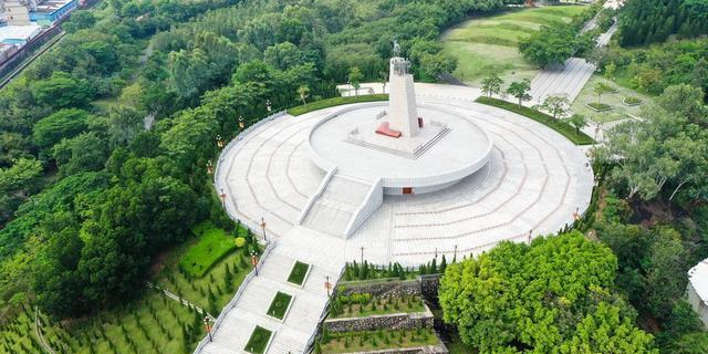 龙岗人民革命烈士纪念碑