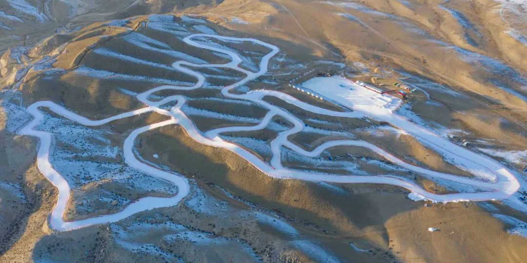 温泉县越野滑雪场