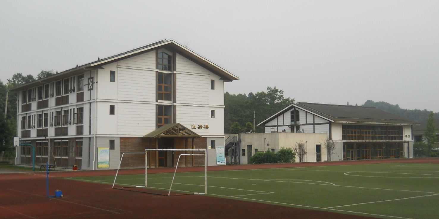 四川省成都市都江堰市蒲阳街道东林社区蒲张路向峨小学