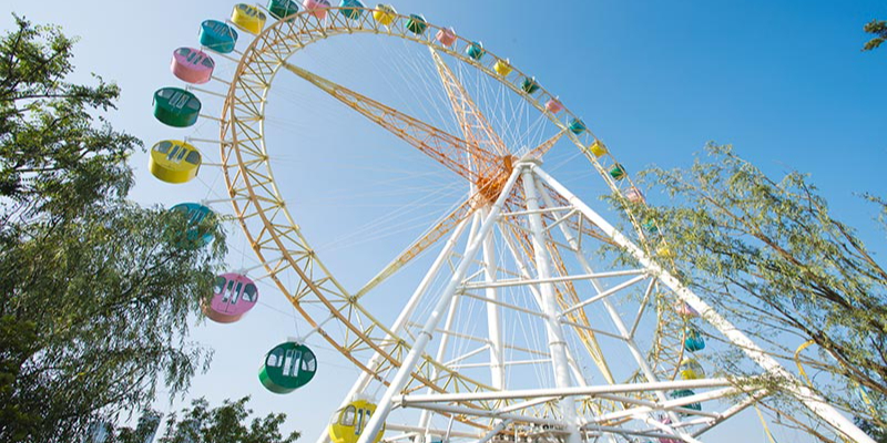 兰州新区滨湖游乐园