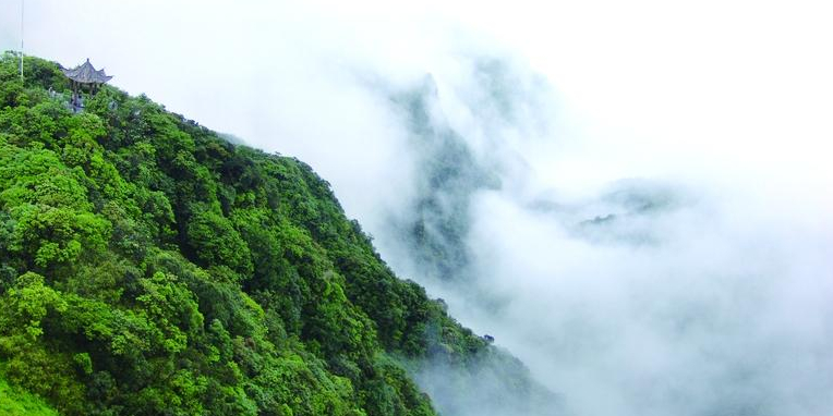 飞鹰峰