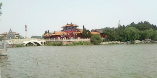 西北湖湿地公园