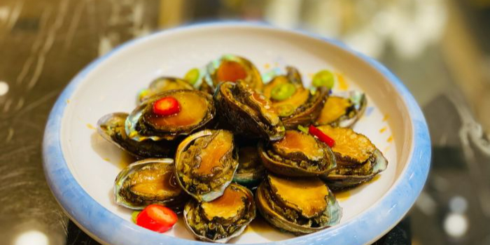日月明海鲜坊·海肠捞饭·大连海鲜(中山广场店)环境