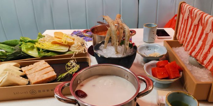 蓝波斯菊鲜汤火锅(珠海百货店)