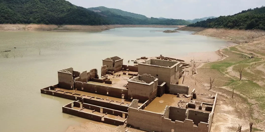 天堂湖