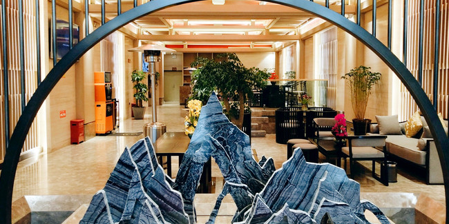 清真高原回坊品质火锅(德令哈路店)