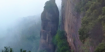 剑门关景区-一线天