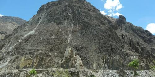 金沙江板岩地貌