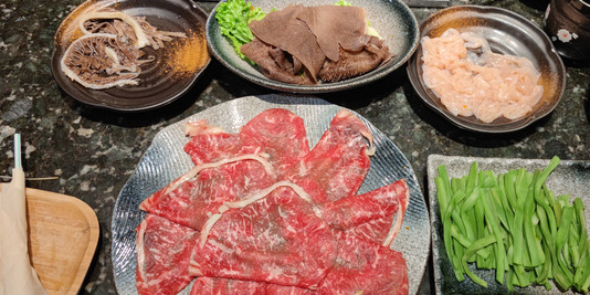 重庆九记老火锅(广场店)