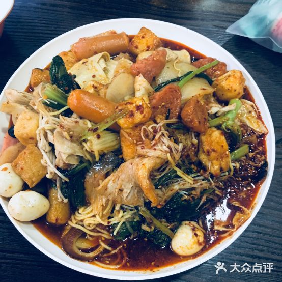 红运麻辣办麻辣盆肉串店