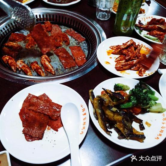 小绿萝自助烤肉(青年湖店)