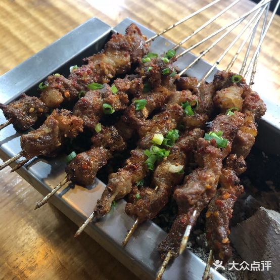 牛牛牛新鲜羊肉串万(总店)