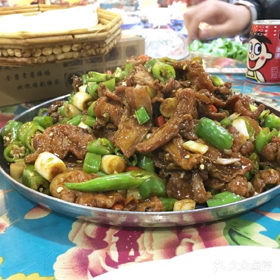 老丁家辣椒炒肉(金辰路店)