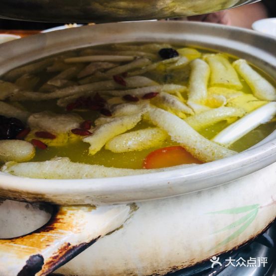 大骨竹荪鸡鱿鱼土鸡汤(雪绒花园店)