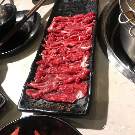 粤来越牛潮汕鲜牛肉火锅(城投·国际广场店)