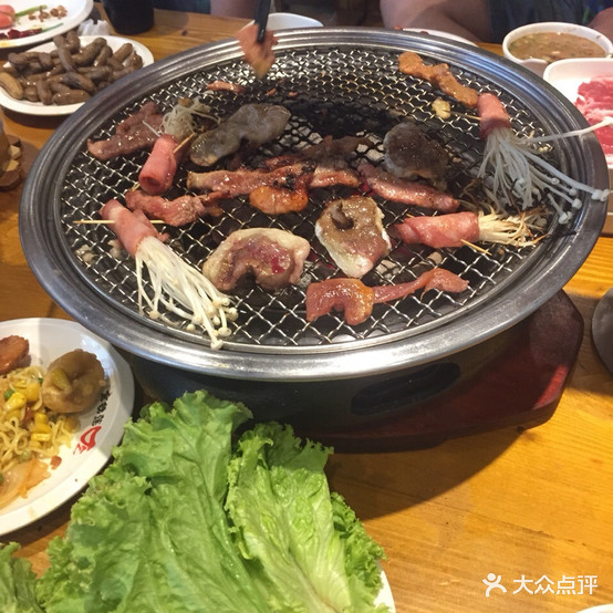 金钱莲自助考肉(北热闹路店)