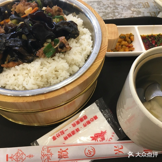 龙记木桶饭轻(万达店)