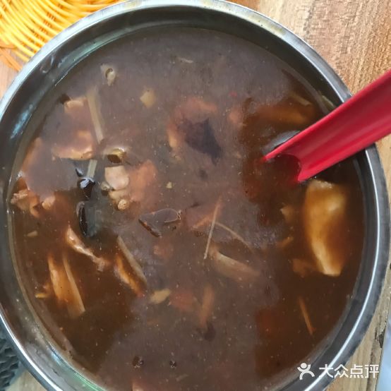 李记牛肉胡辣汤水煎包