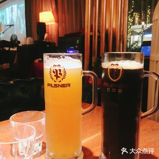 比尔森音乐餐厅(西湖天地店)