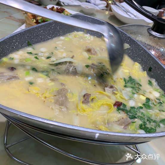 两个渔夫中餐厅(吴旺佳苑店)