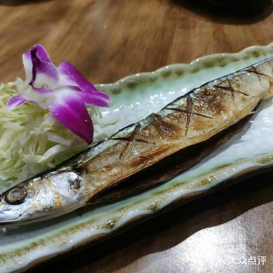 泫月刺深海鲜(料理店)