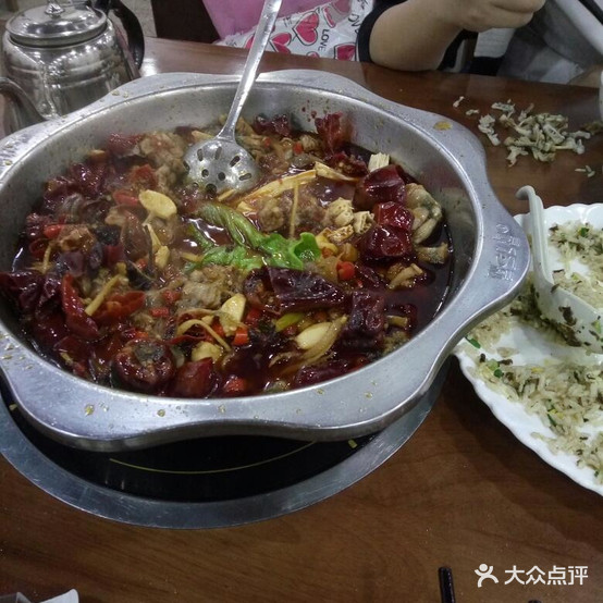 酸菜鱼王(文昌分店)