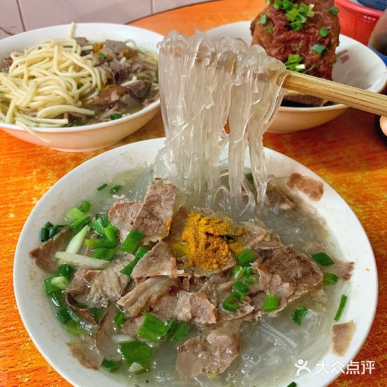 无明牛肉面馆(邱隘市场店)